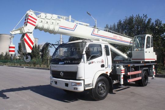 點(diǎn)擊查看詳細(xì)信息<br>標(biāo)題：12-16噸汽車吊 閱讀次數(shù)：4271