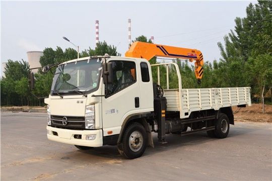 點擊查看詳細信息<br>標題：5噸凱馬隨車吊 閱讀次數：2530