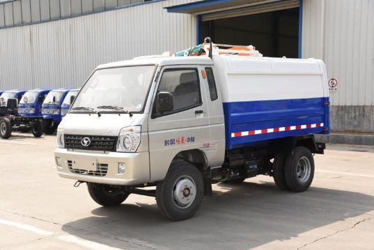 點(diǎn)擊查看詳細(xì)信息<br>標(biāo)題：4.5方汽油垃圾車 閱讀次數(shù)：2055