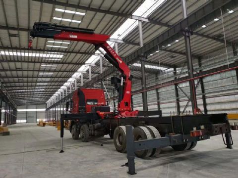 點擊查看詳細信息<br>標題：15噸折臂吊 閱讀次數：2717