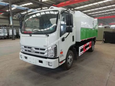 點(diǎn)擊查看詳細(xì)信息<br>標(biāo)題：9方柴油垃圾車 閱讀次數(shù)：3384